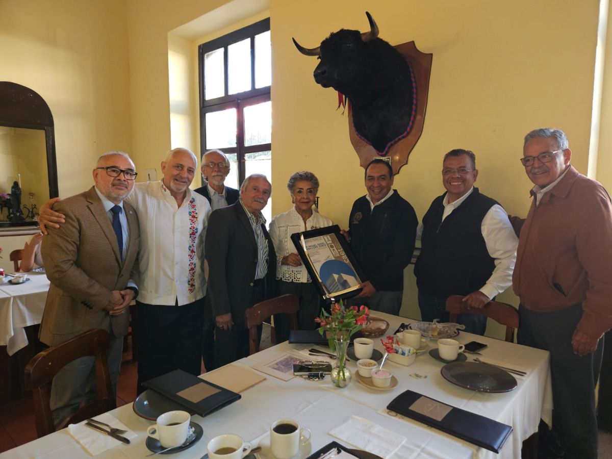 Colegio de Arquitectos del Estado de Tlaxcala reconoce la labor legislativa del diputado Miguel Ángel Caballero Yonca
