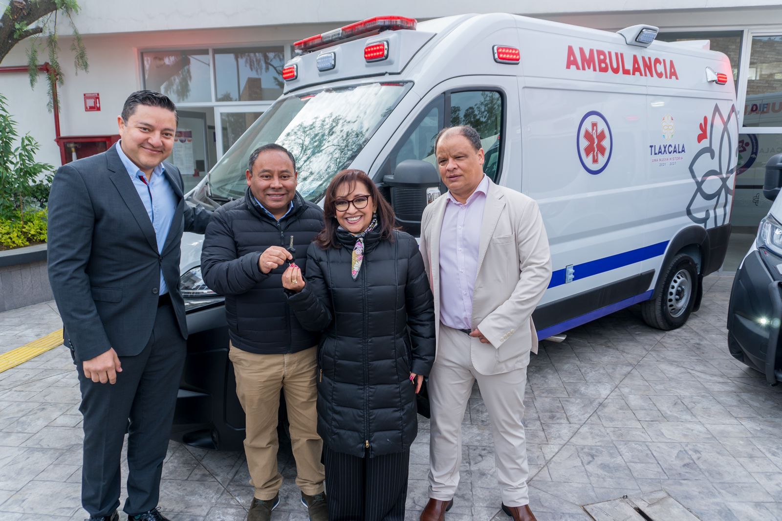 “APIZACO CUENTA CON UNA NUEVA AMBULANCIA QUE FORTALECE LA ATENCIÓN INMEDIATA PARA LAS FAMILIAS”: JAVIER RIVERA