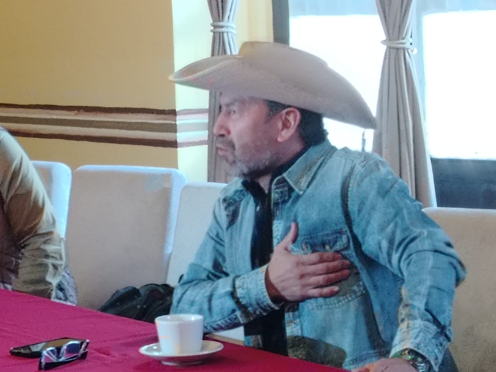 Acusa Vázquez Conchas presión política desde el Gobierno del Estado