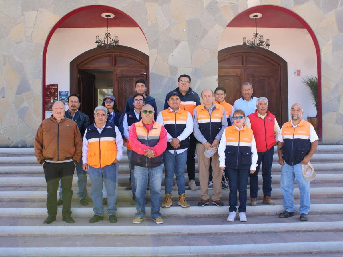 REFUERZAN ACCIONES SANITARIAS EN ATLANGATEPEC PARA GARANTIZAR AGUA SEGURA A LA POBLACIÓN