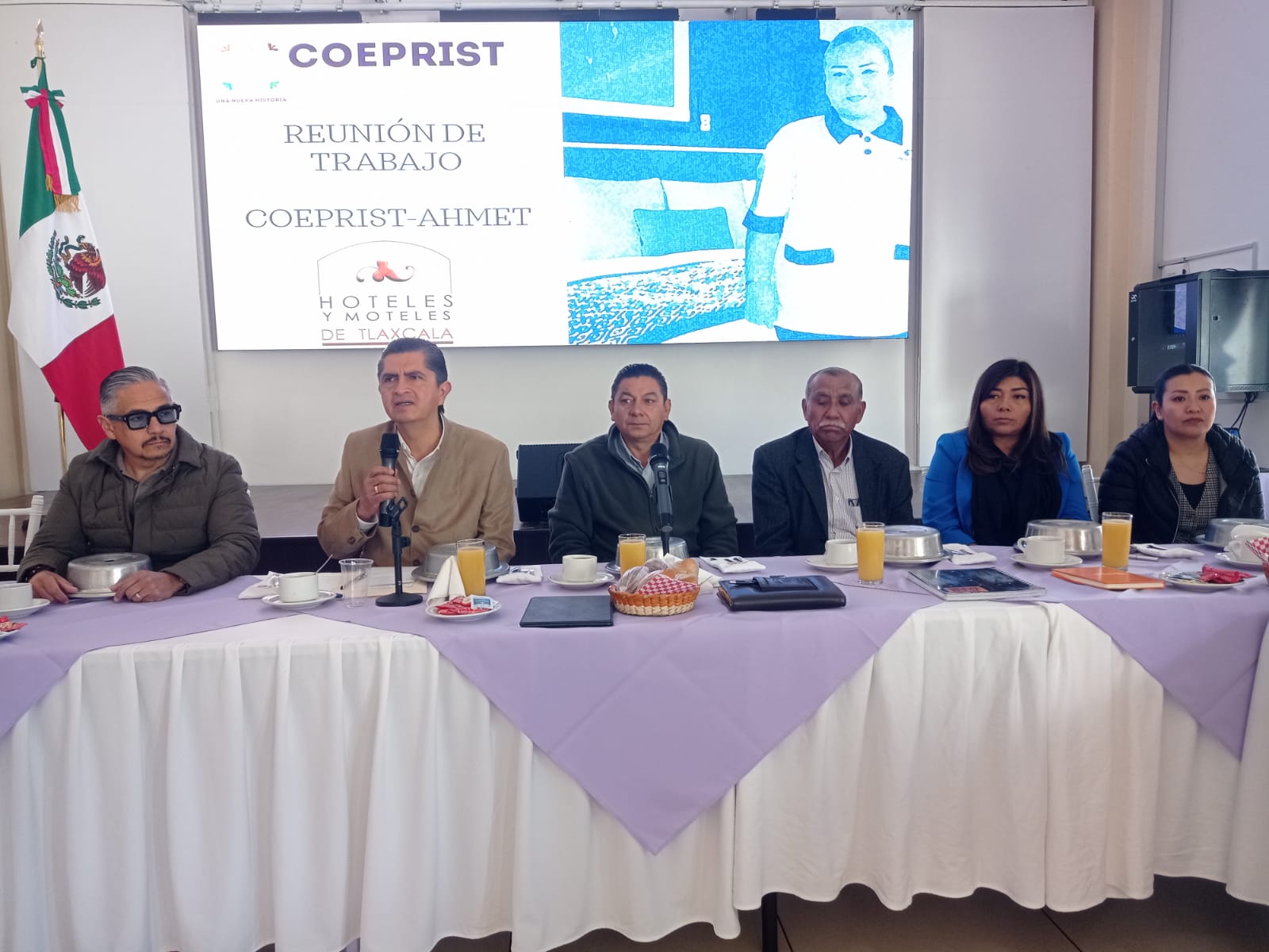 Hoteleros y Autoridades de Tlaxcala se Comprometen a Trabajar en Armonía para Mejorar la Salud y el Turismo