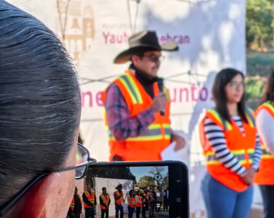 Entrega Presidente de Yauhquemehcan obra en La Luz