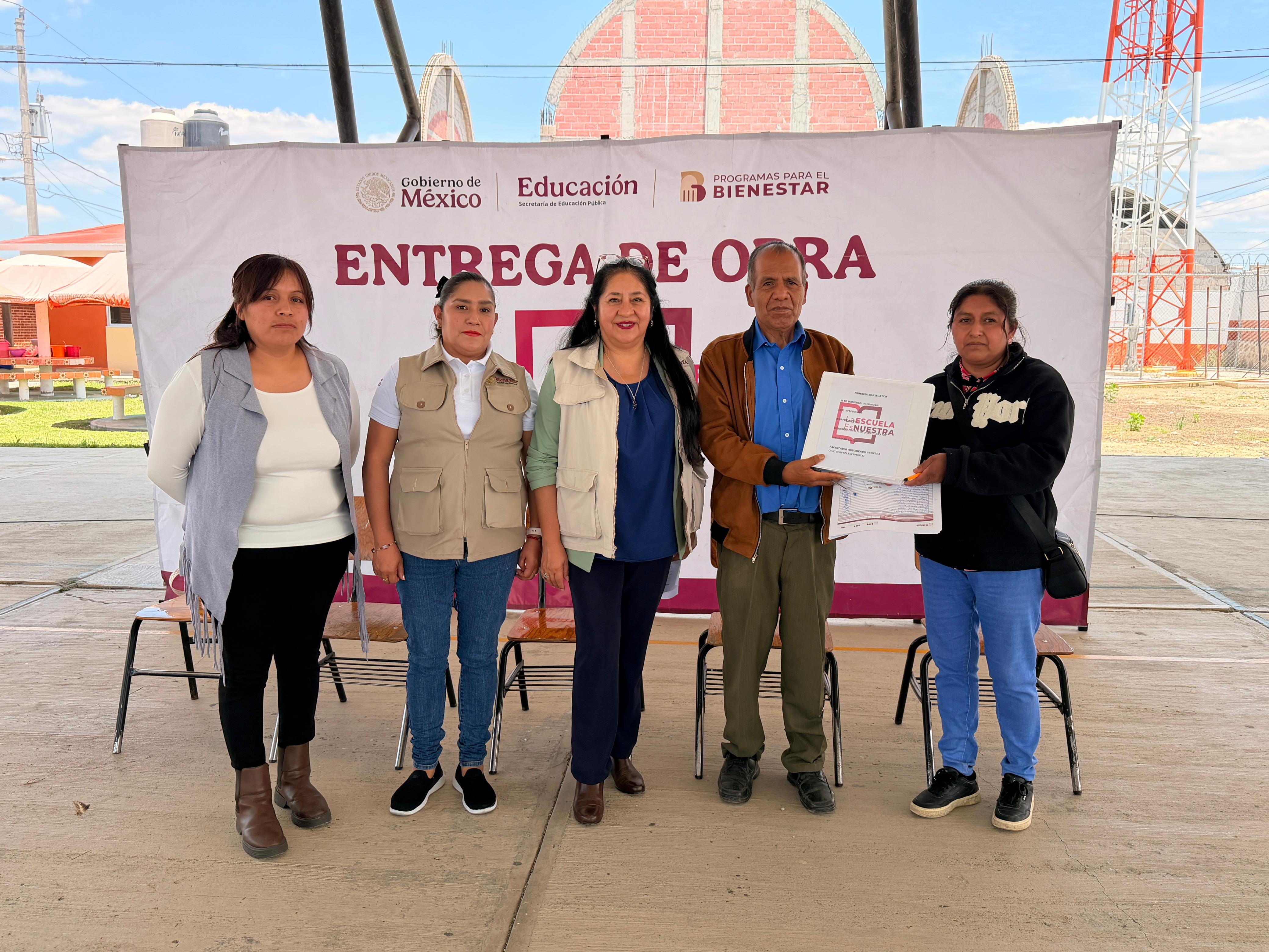 MEJORES CONDICIONES EN EDUCACIÓN EN TLAXCALA CON «LA ESCUELA ES NUESTRA»