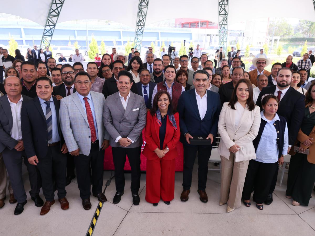 FIRMA TLAXCALA CONVENIO CON EL INSUS PARA LA REGULACIÓN DEL SUELO.