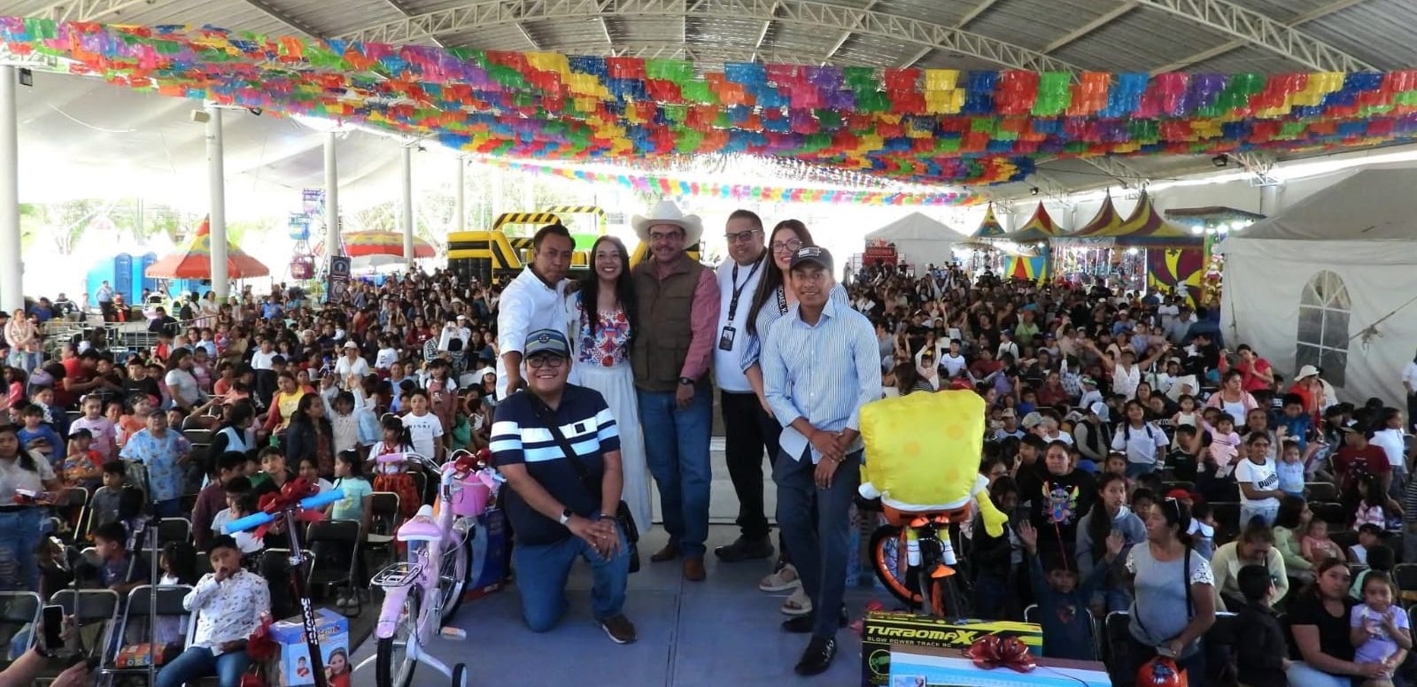 Con éxito celebra Yauhquemehcan a los niños en su día