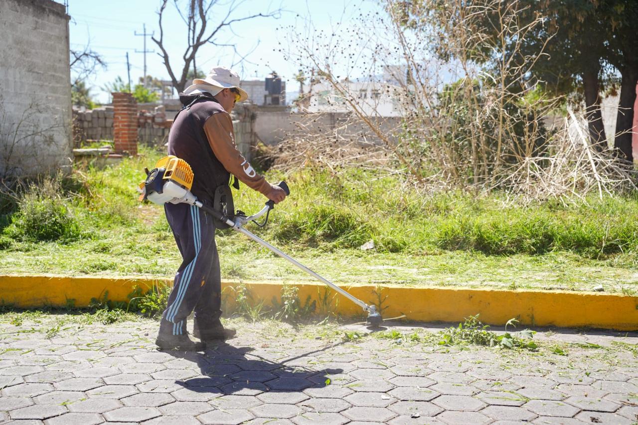 Rescatan calles y espacios públicos en Ixtulco