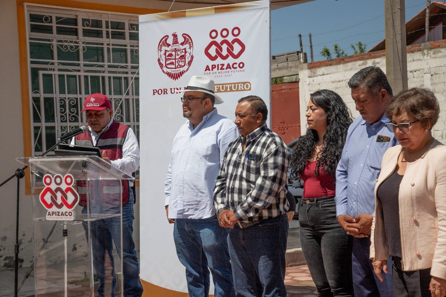 DESPUÉS DE 30 AÑOS DE ESPERA, GOBIERNO DE APIZACO ENTREGA PAVIMENTACIÓN EN LOMA FLORIDA