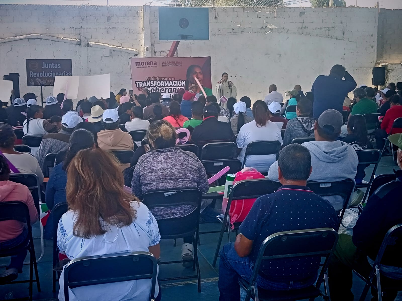 Ana Lilia Rivera llama al pueblo a identificar dónde están sus verdaderos intereses