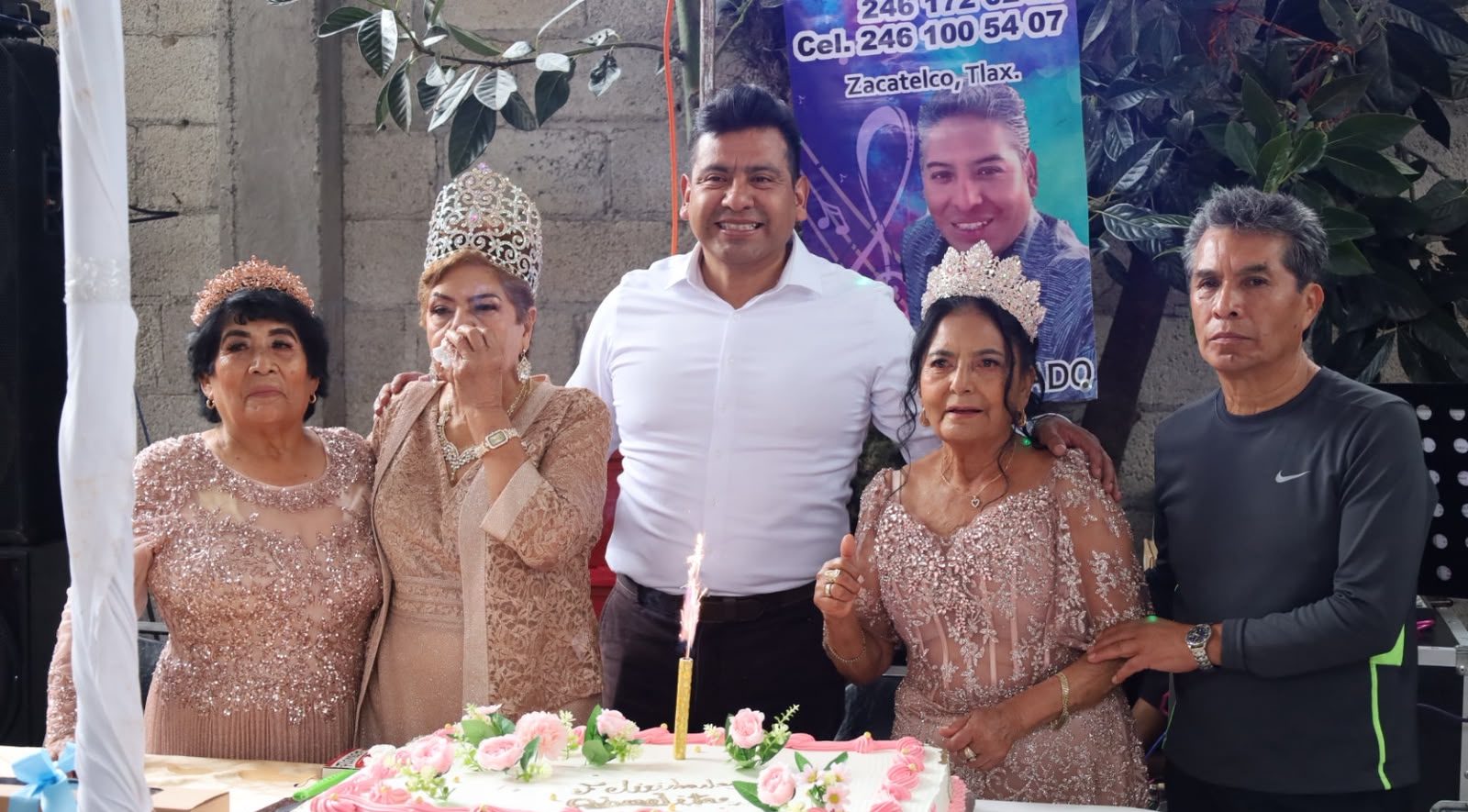 Carlos Augusto reconoce el amor y legado de las abuelas y los abuelos en Zacatelco