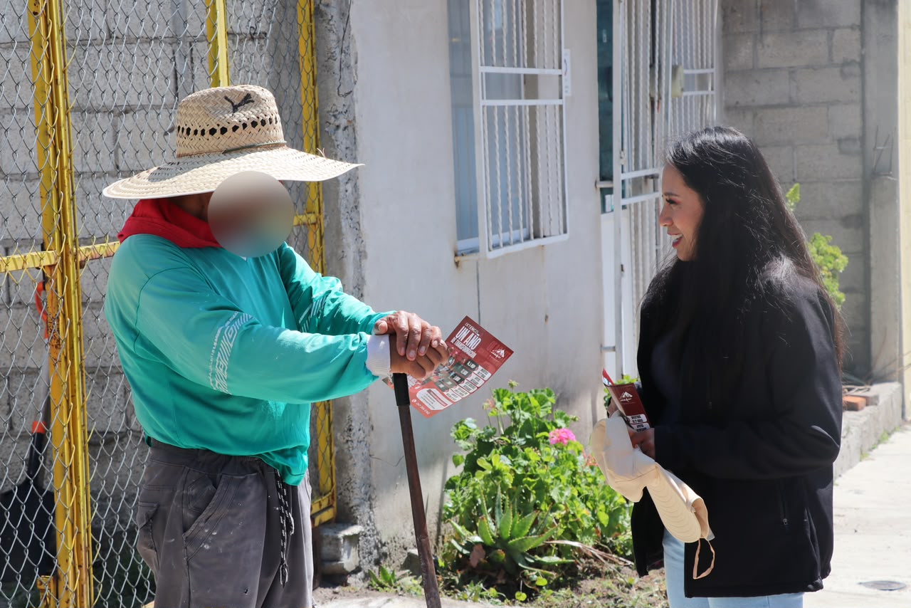 LA PRESI EN TU PUERTA SIGUE HACIENDO LA DIFERENCIA EN LOS BARRIOS DE IXTENCO
