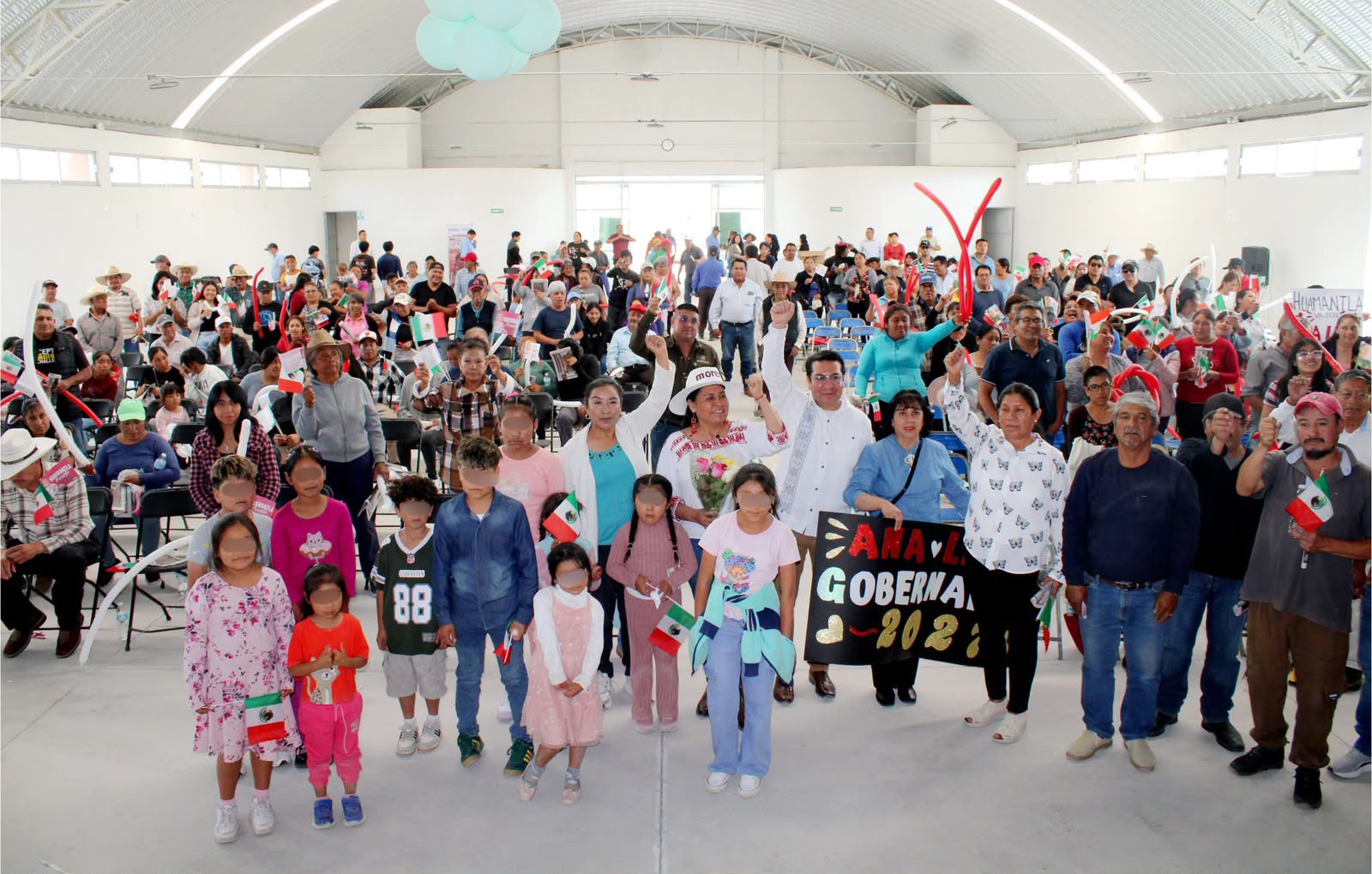 Ana Lilia Rivera fortalece presencia en territorio; reconocen en ella cercanía y honestidad