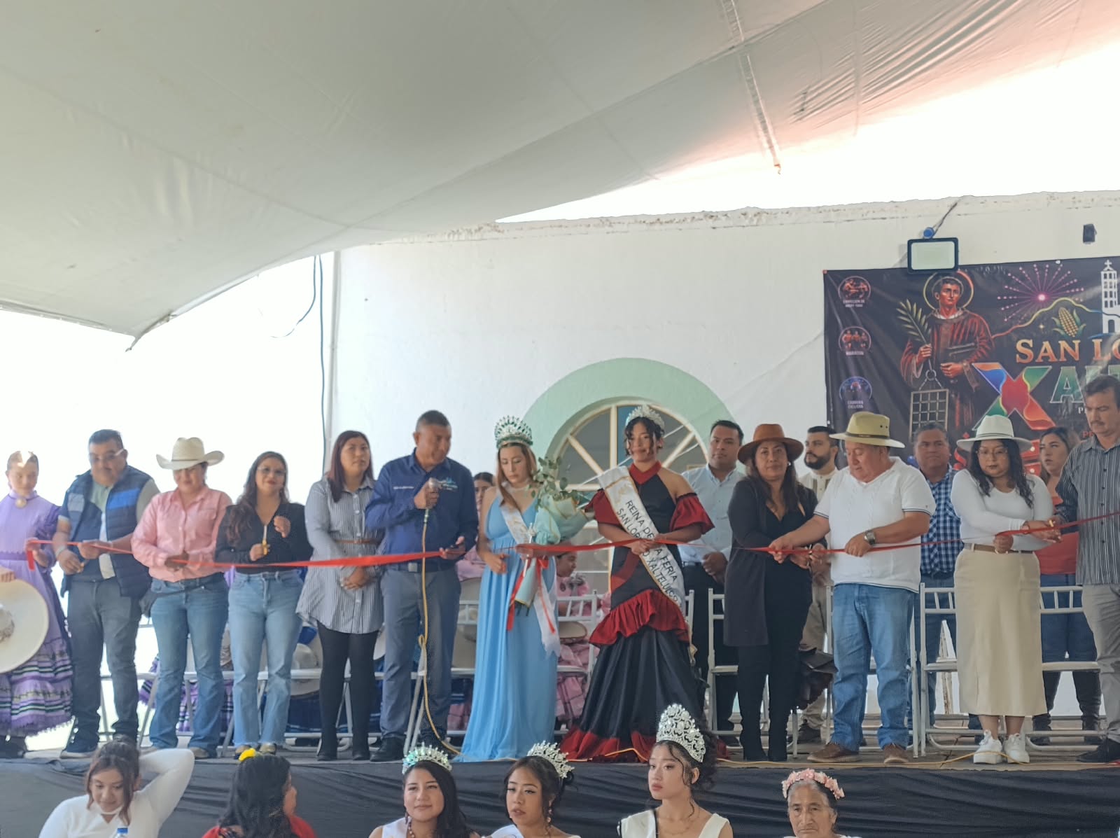 Román Montiel encabeza la colorida inauguración de la feria Xaltelulco