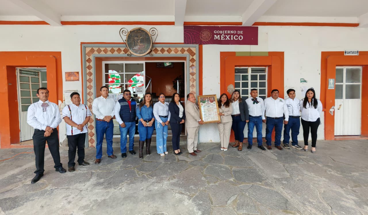 CUAXOMULCO REFUERZA SU ORGULLO NACIONAL Y DA INICIO A LAS FIESTAS PATRIAS DE LA MANO DE SUS COMUNIDADES