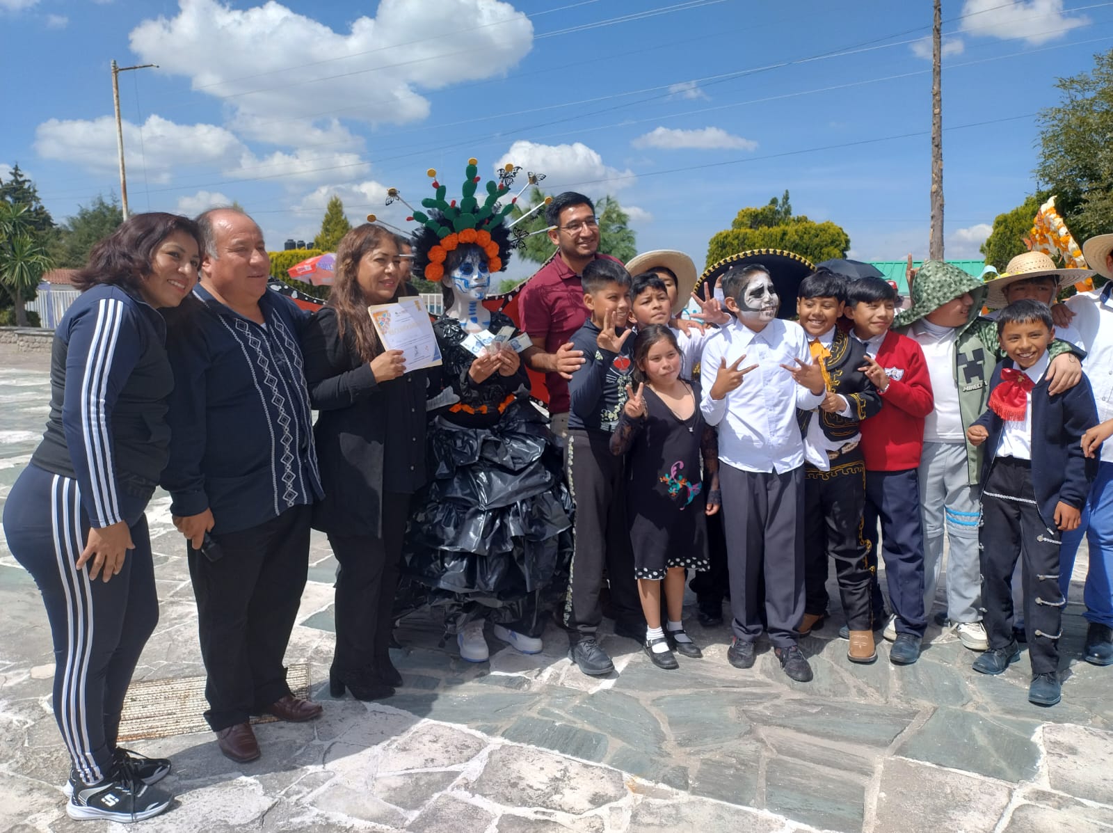 Cuaxomulco celebra con éxito su tradicional Concurso de Ofrendas