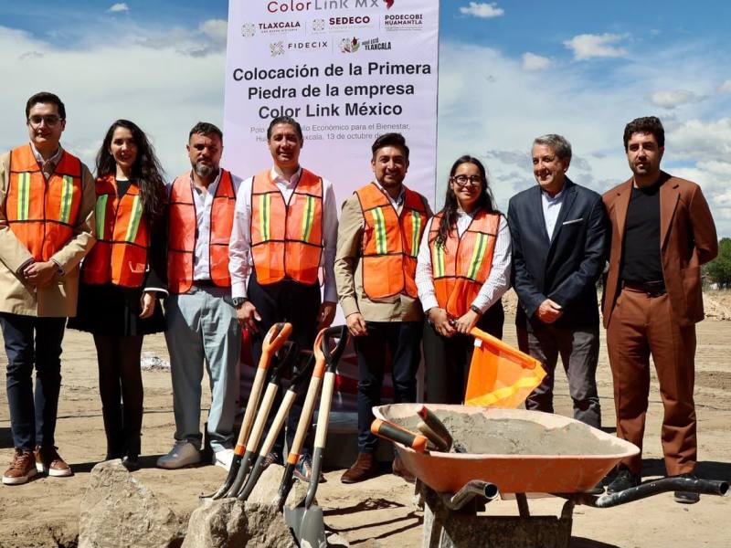 COLOCAN PRIMERA PIEDRA DE EMPRESA QUE OPERARÁ EN EL POLO DE DESARROLLO DE HUAMANTLA.