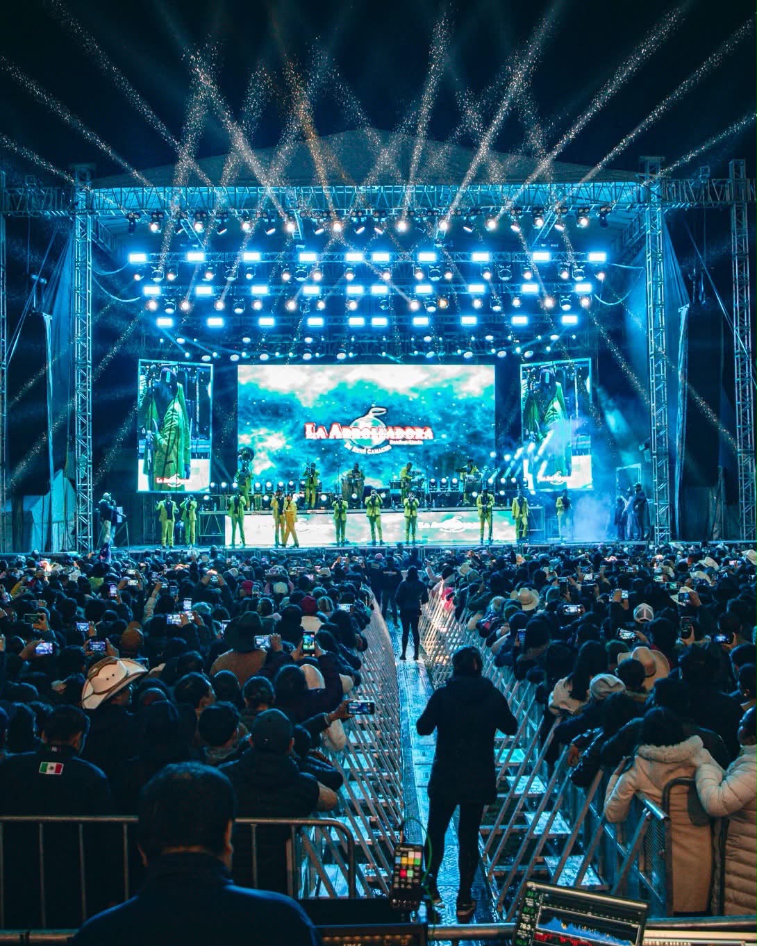 Más de 15 mil personas vibran con el Gran Baile de Feria Yauhquemehcan 2026