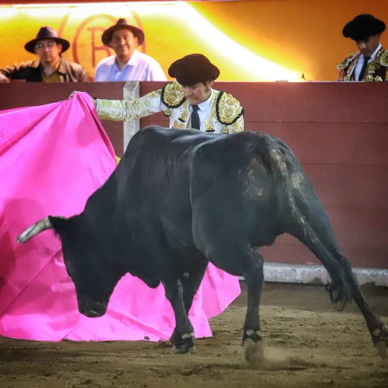 ¡Tarde de triunfo, valor y emoción en la «Ranchero Aguilar»!