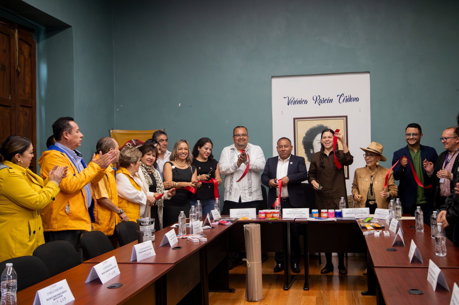 INAUGURÓ APIZACO CENTROS CULTURALES COMUNITARIOS PARA LAS SIETE COMUNIDADES DEL MUNICIPIO.