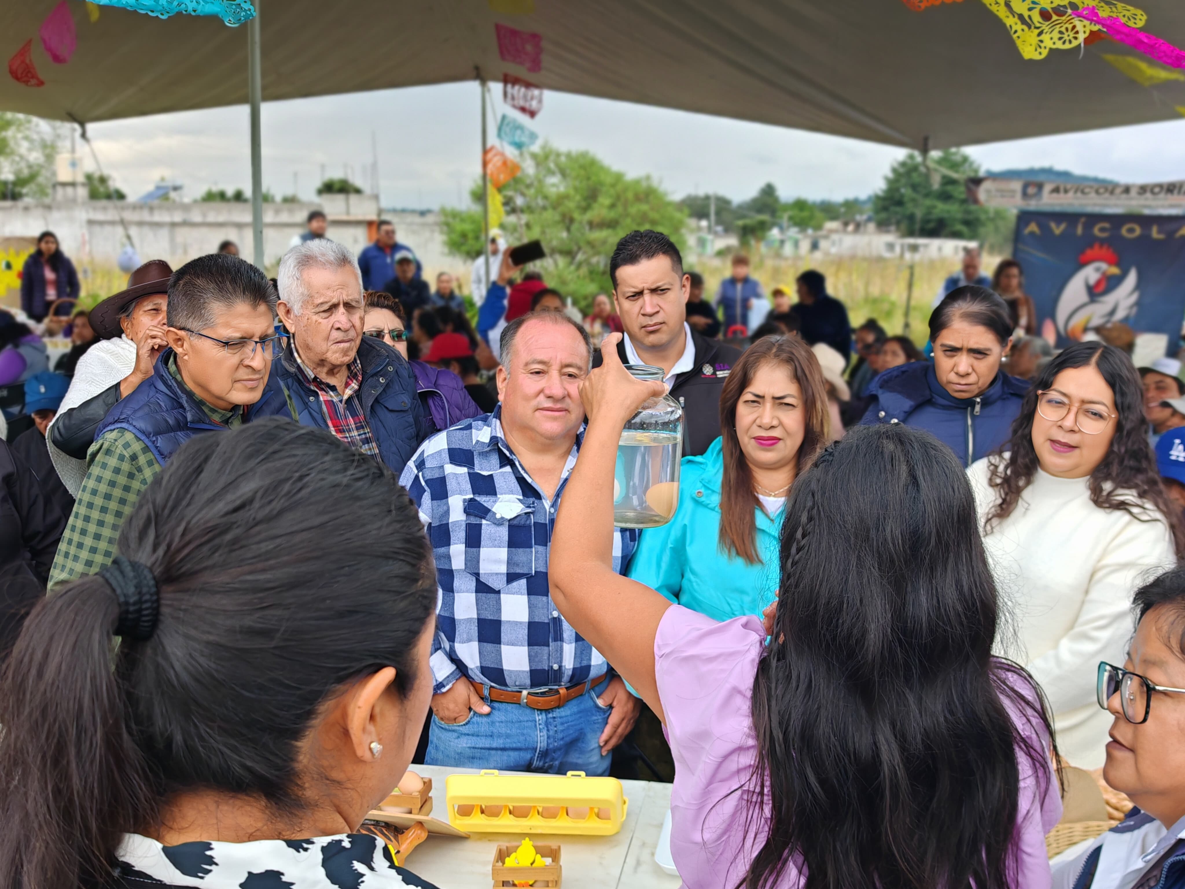 Cuaxomulco celebra el Día Mundial del Huevo